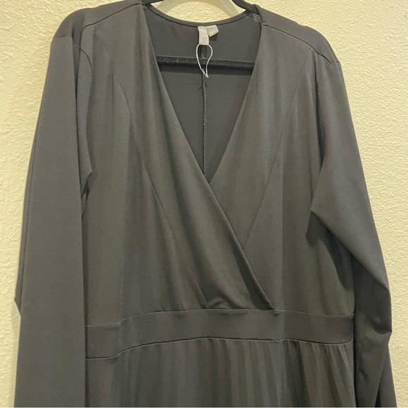 ASOS Curve black long sleeve faux wrap dress 22 - Picture 4 of 6
